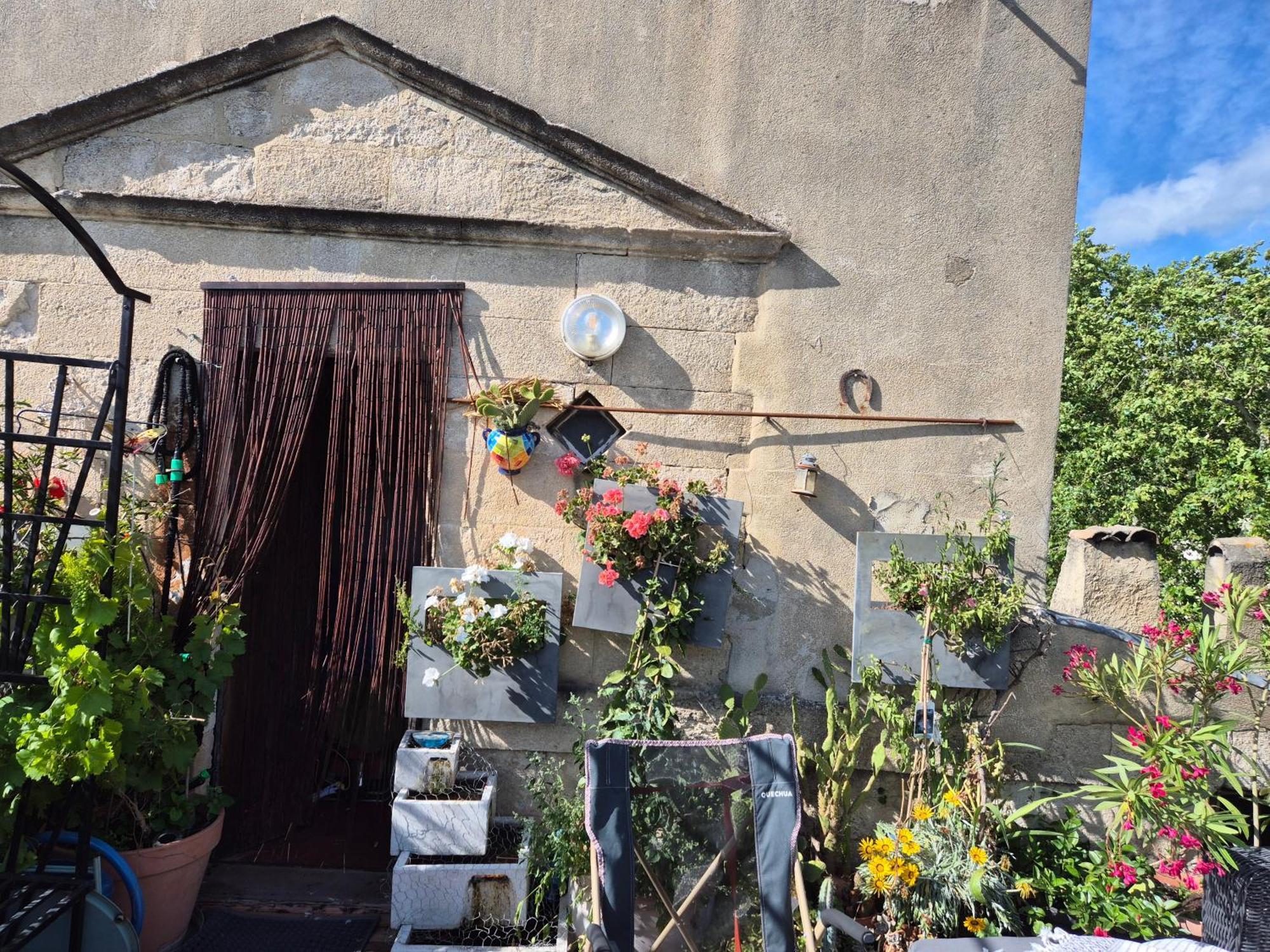 Ferienwohnung Un Nid Sur Les Toits Face Au Palais Des Papes Avignon Exterior foto