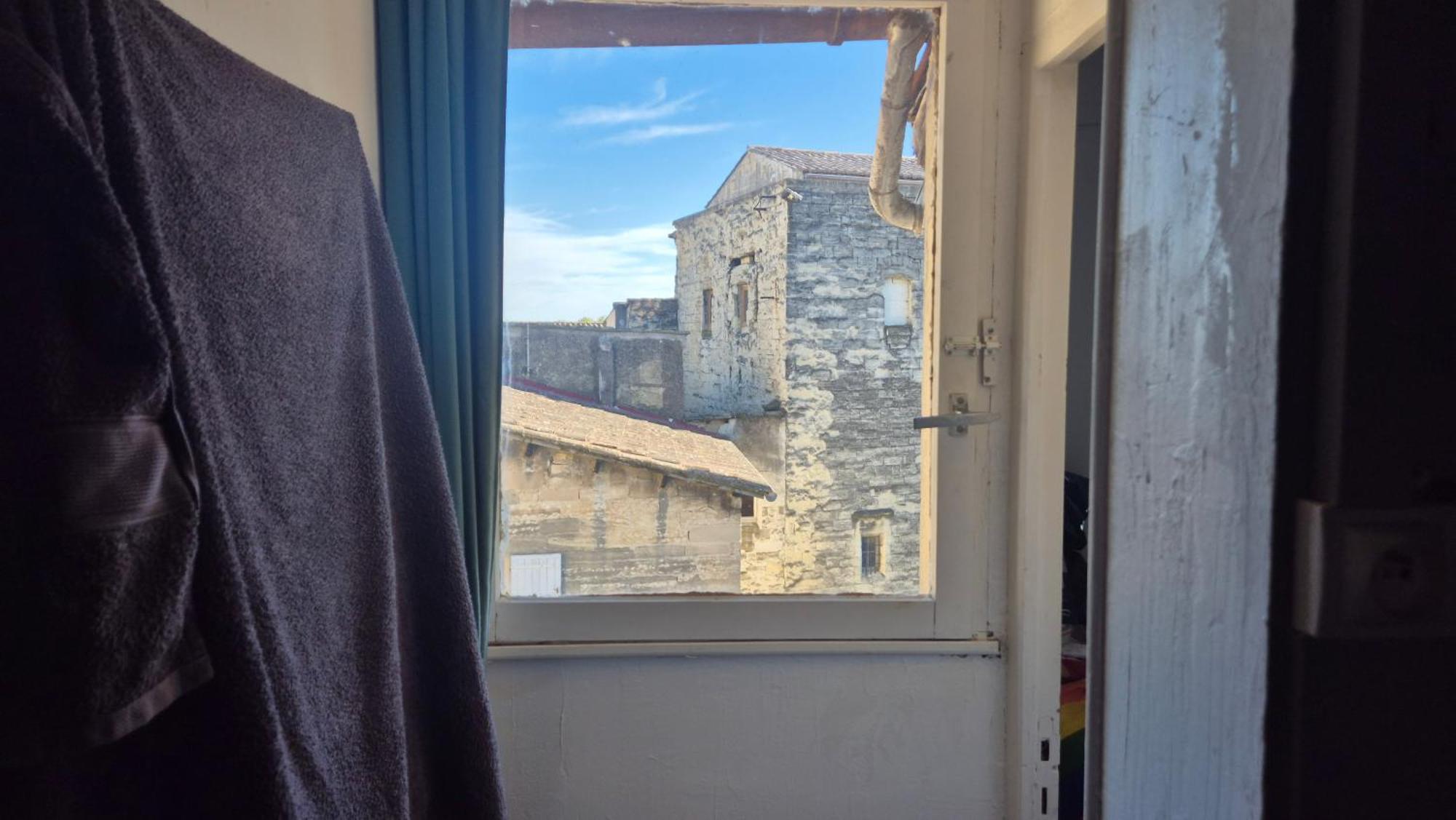 Ferienwohnung Un Nid Sur Les Toits Face Au Palais Des Papes Avignon Exterior foto